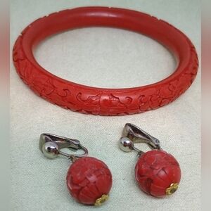 * vintage Peking Jewelry cinnabar bracelet & clip on earrings set with COA